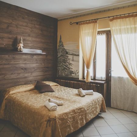 Hotel Residence Giardini Piode Bagian luar foto
